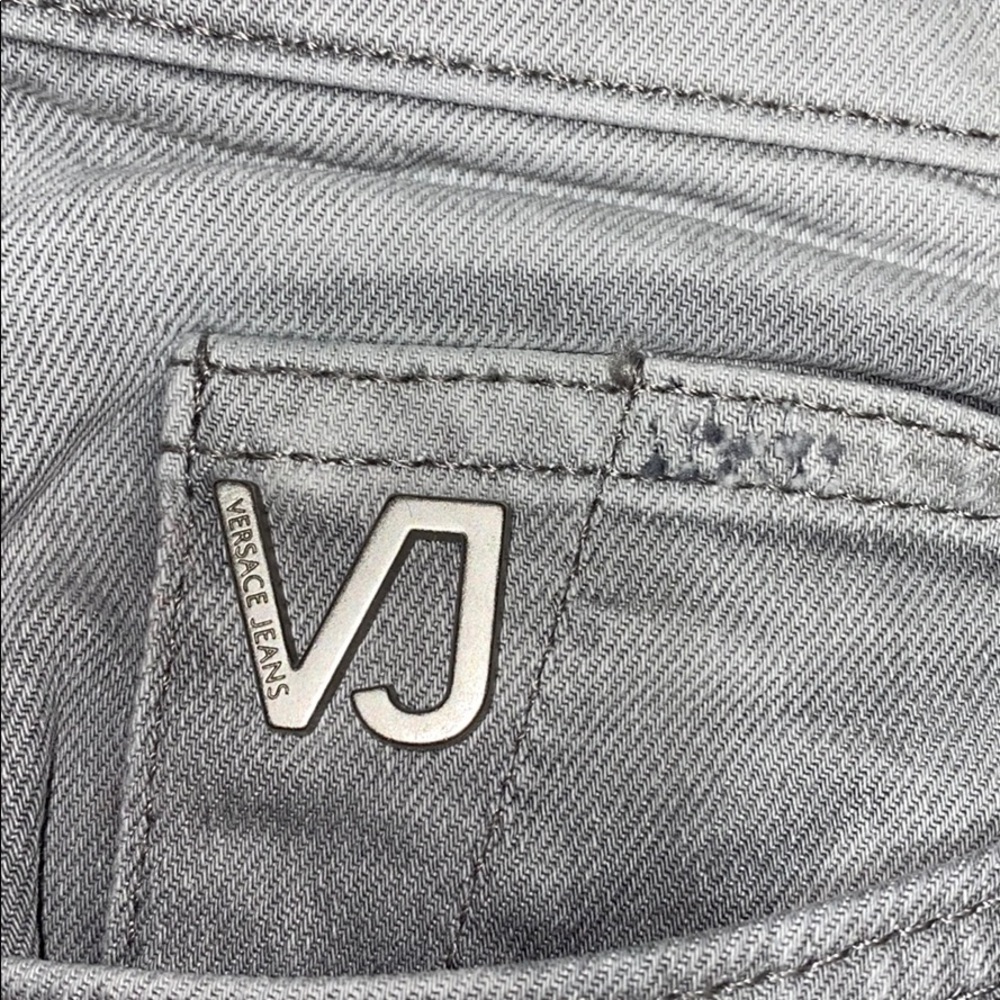 VERSACE JEANS ๐ - Picture 3 of 15